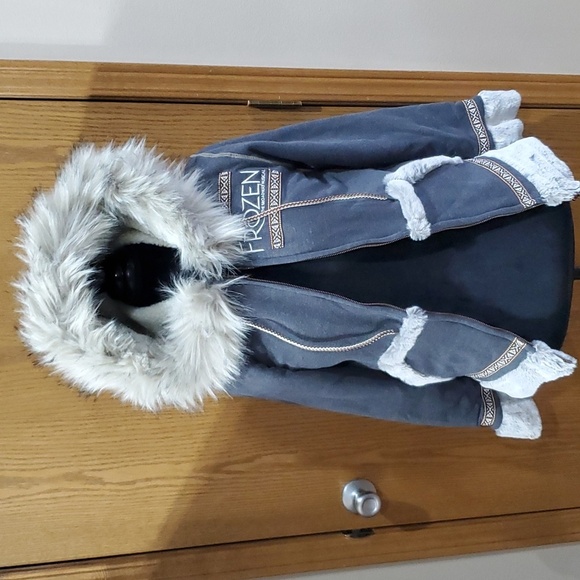 Disney Tops - Frozen the musical Disney NWT Kristoff sherpa lined faux fur trimmed hoodie
